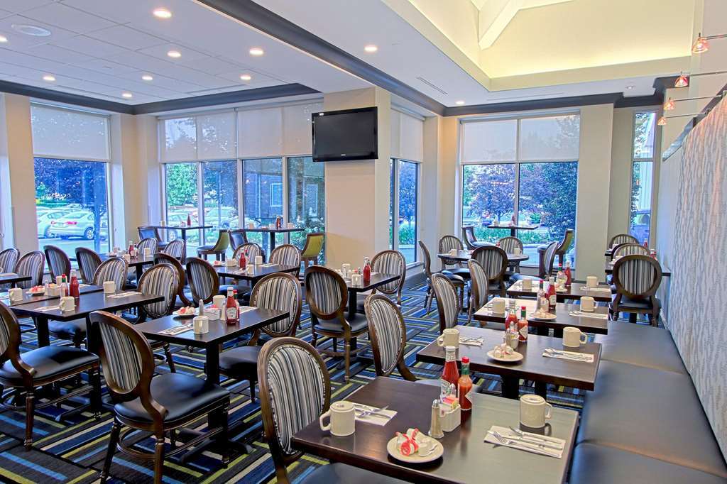 Hilton Garden Inn Westbury Restaurante foto